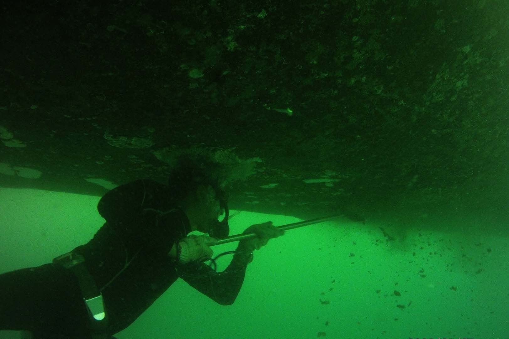 Ship Hull Cleaning